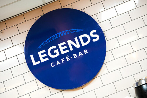 Legends Sign MAF 32